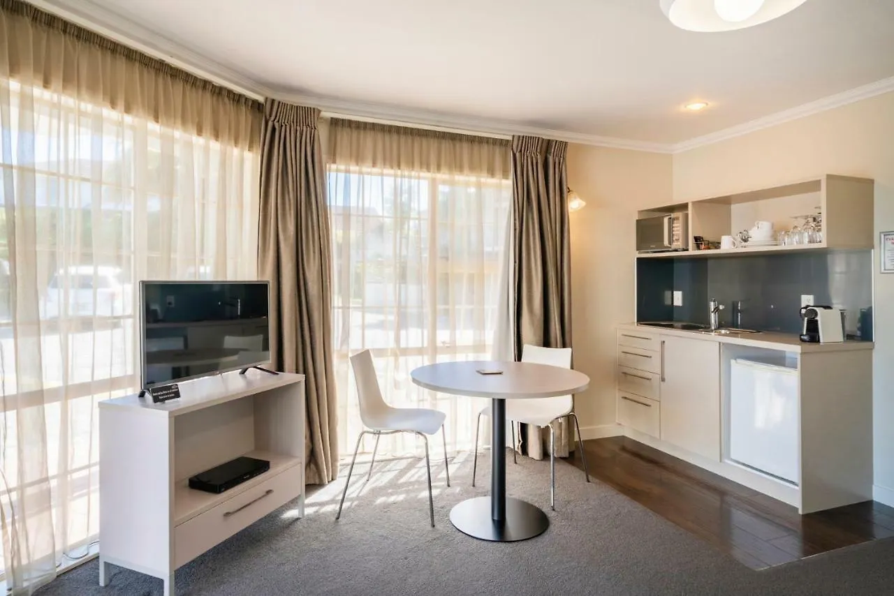 Silver Fern Rotorua Suites & Spa