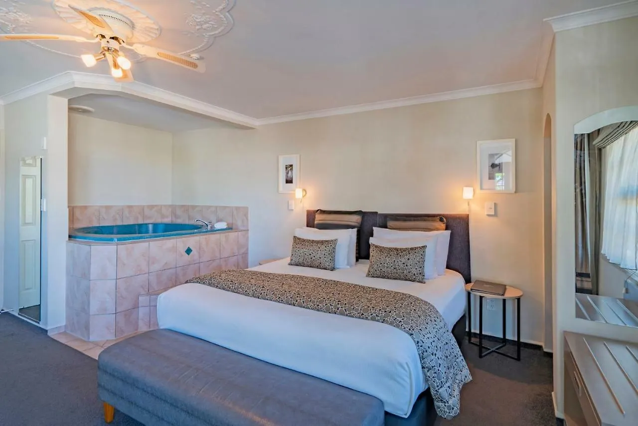 Silver Fern Rotorua Suites & Spa Motel