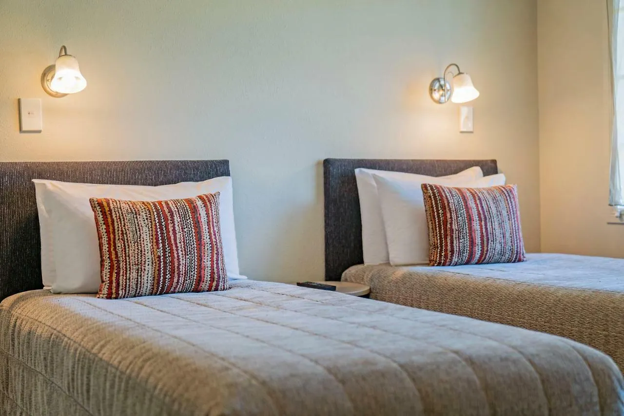 Silver Fern Rotorua Suites & Spa 5*,