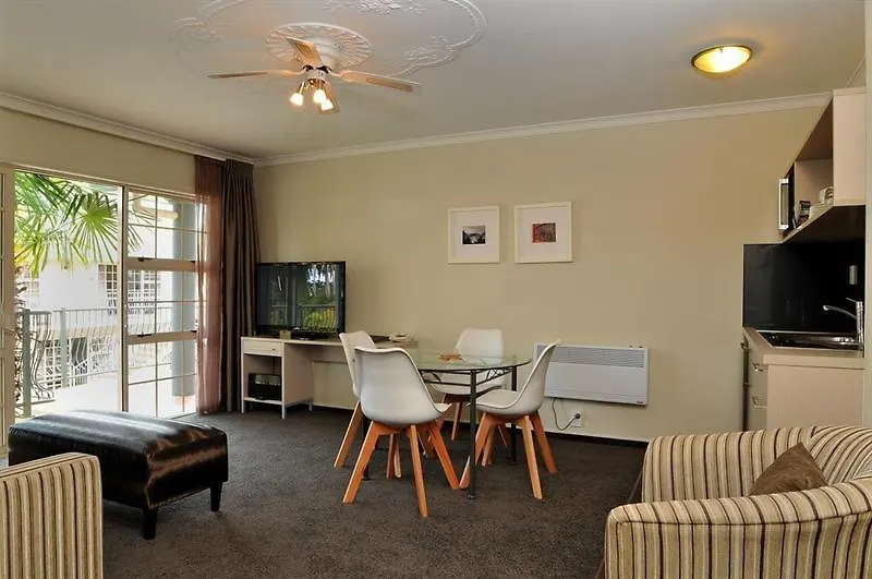 Silver Fern Rotorua Suites & Spa Motel