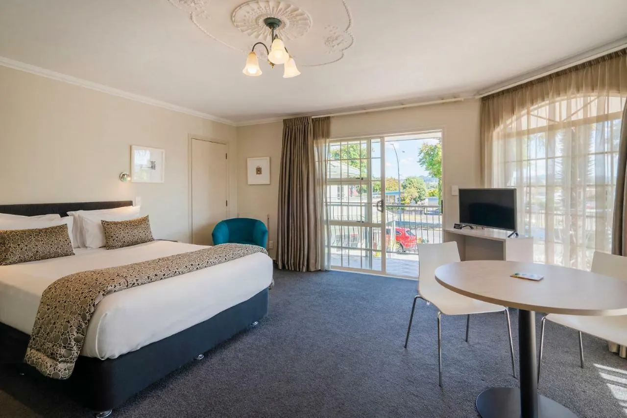 Silver Fern Rotorua Suites & Spa 5*,