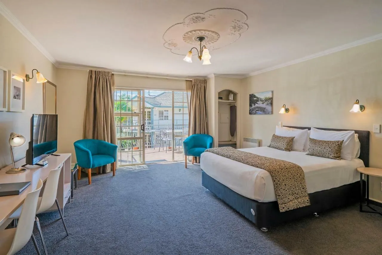 Silver Fern Rotorua Suites & Spa 5*,  Новая Зеландия