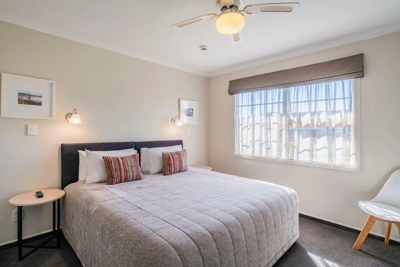Silver Fern Rotorua Suites & Spa 5*,