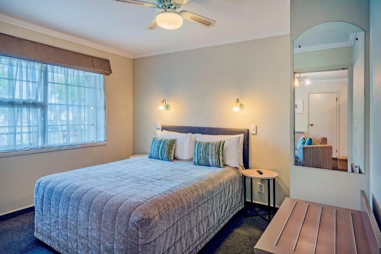Silver Fern Rotorua Suites & Spa